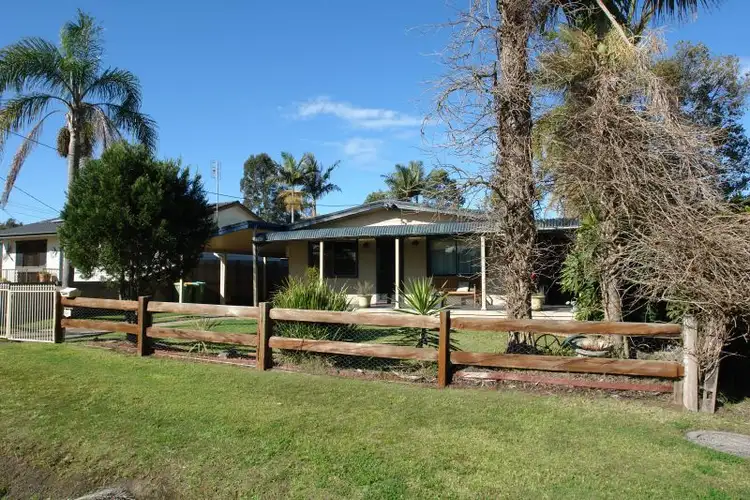 35 Pearce Road, Kanwal NSW 2259