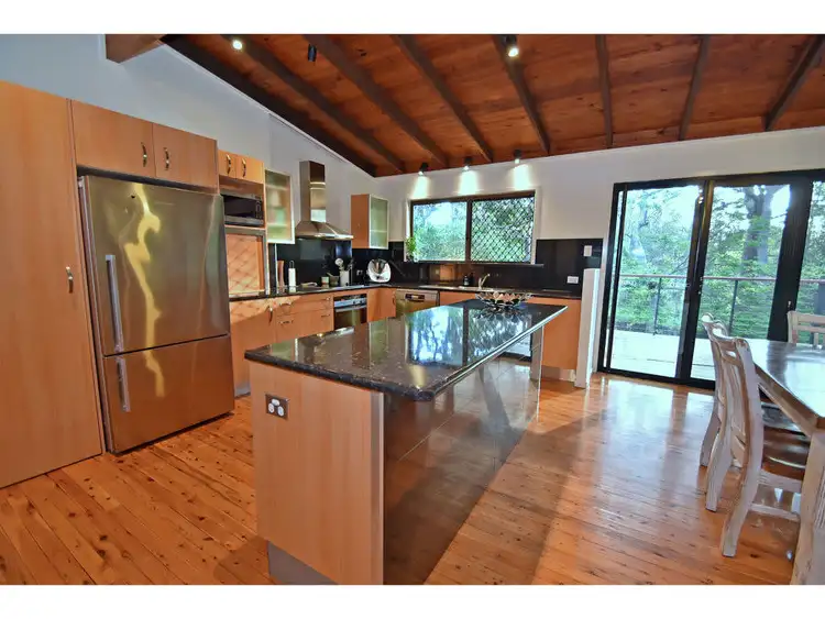 Fifth view of Homely house listing, 819 Cavendish Road, Holland Park QLD 4121