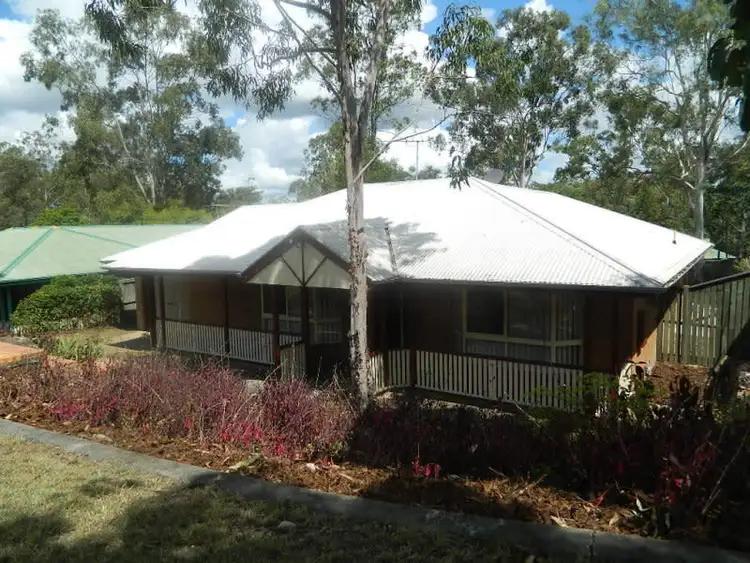 6 John Staines Crescent, North Ipswich QLD 4305