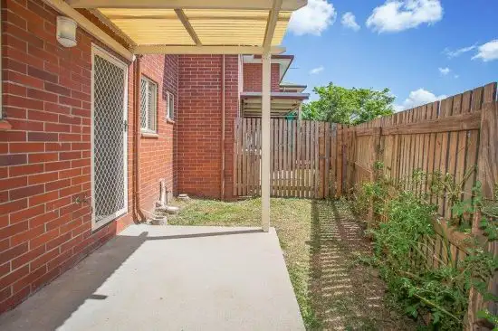 Sixth view of Homely unit listing, 8 / 474 Bridge Road, West Mackay QLD 4740