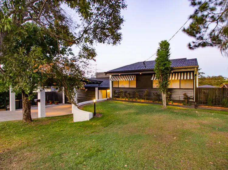 29 Chapel Hill Road, Chapel Hill QLD 4069