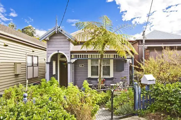 37 Fullerton Street, Stockton NSW 2295