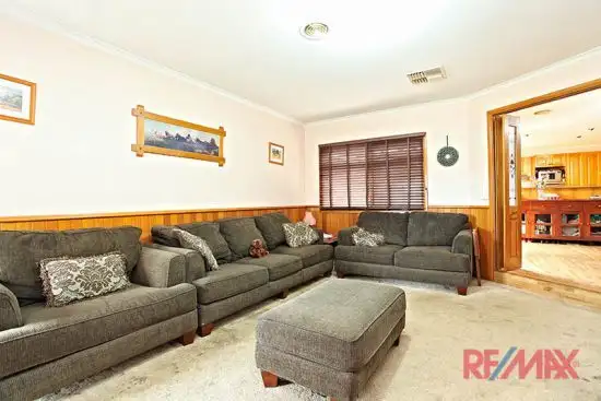 Sixth view of Homely house listing, 3 Alpha Close, Hampton Park VIC 3976