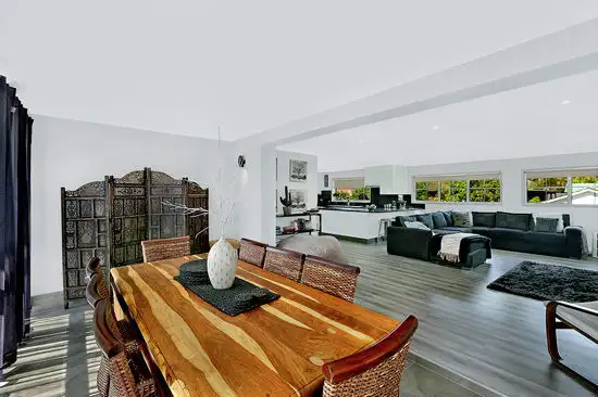 85 Bay Road, Blue Bay NSW 2261