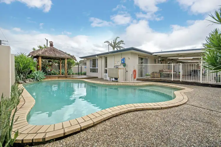 17 Napalle Street, Warana QLD 4575