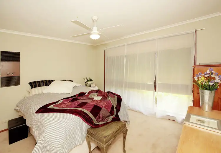 Sixth view of Homely house listing, 95 Undurra Drive, Glenfield Park NSW 2650