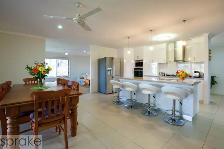 1 Dugong Avenue, Pialba QLD 4655