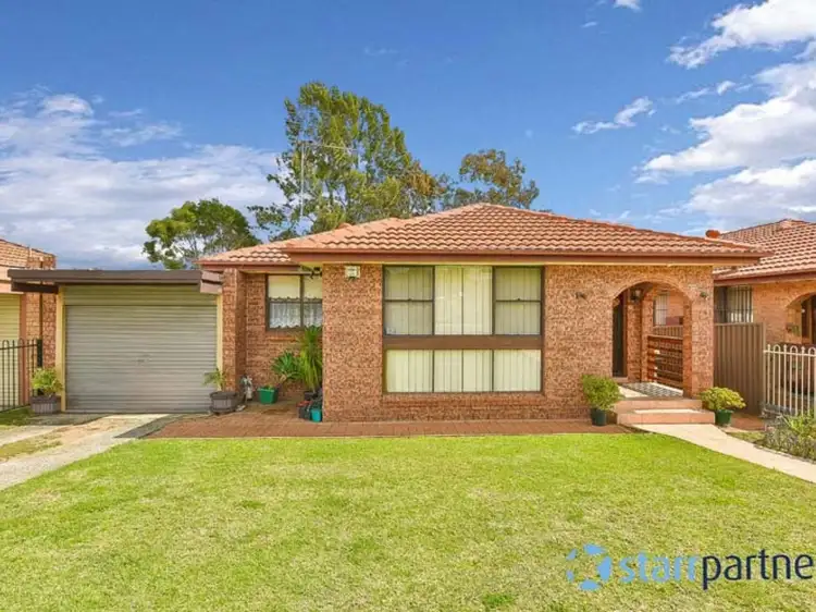 34 Lantana Street, Macquarie Fields NSW 2564