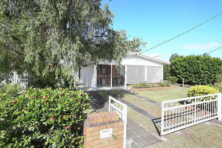 15 Cumming Street, Bongaree QLD 4507