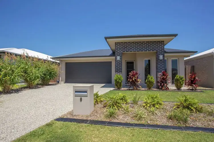 8 Greenmount St, Pimpama QLD 4209