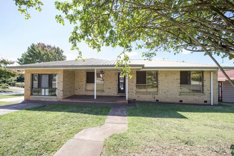 5 Champagne Crescent, Wilsonton QLD 4350