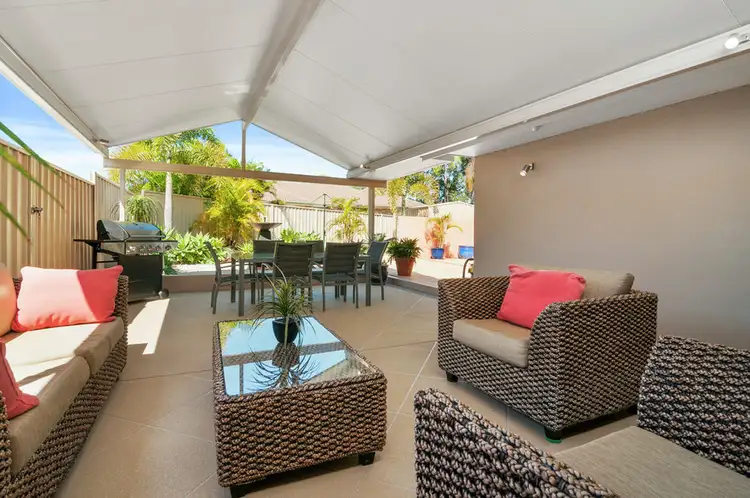 8 Conifer Street, Daisy Hill QLD 4127