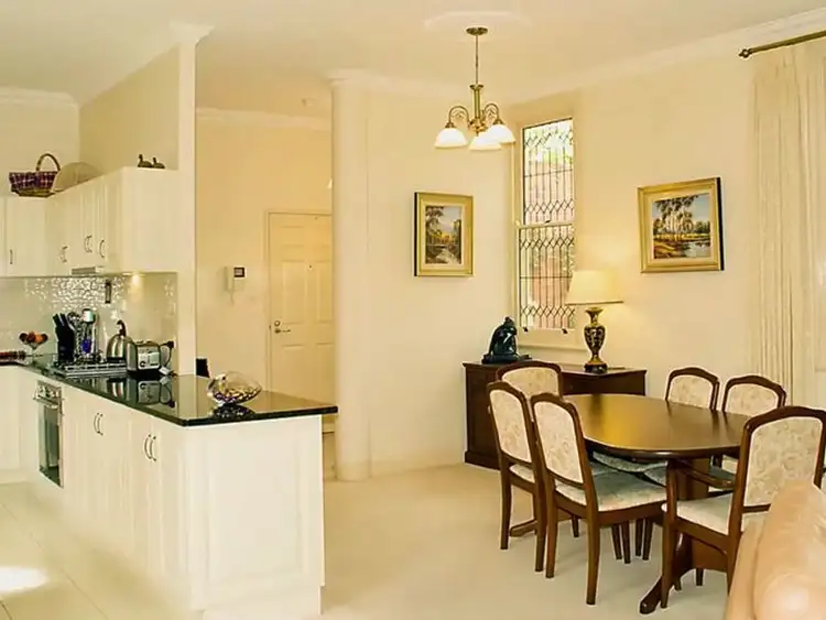 Third view of Homely house listing, 1/14 Fitzmaurice Street, Wagga Wagga NSW 2650