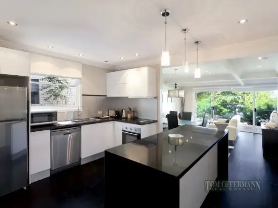 35 Ferguson St, Sunshine Beach QLD 4567