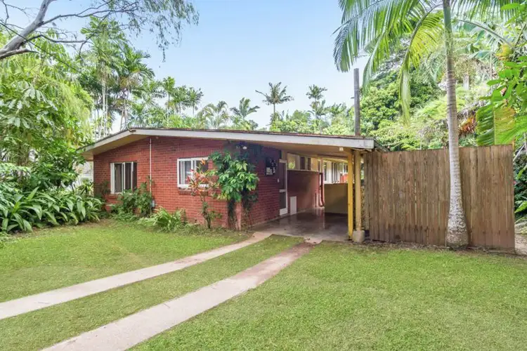 15 Hall Street, Edge Hill QLD 4870