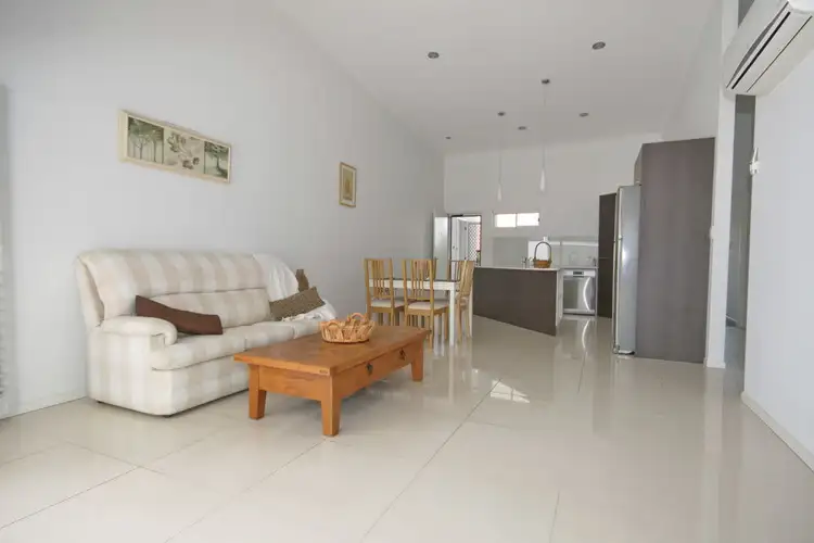 Fifth view of Homely unit listing, 4/15 Fox Street, Wynnum QLD 4178