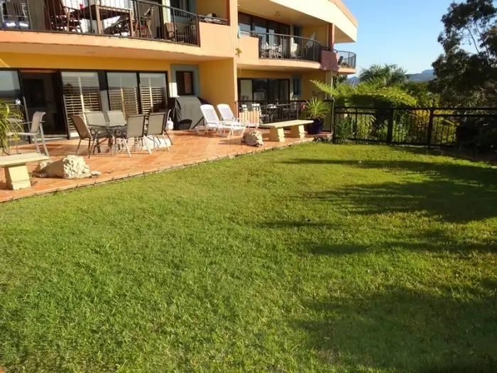 3/1 Great Hall Dve, Nobby Beach QLD 4218