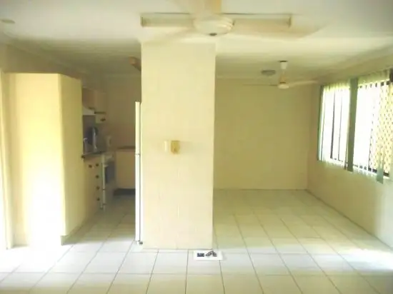 14/235 McLeod Street, Cairns QLD 4870