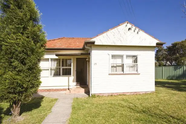 25 Albert Street, Warners Bay NSW 2282