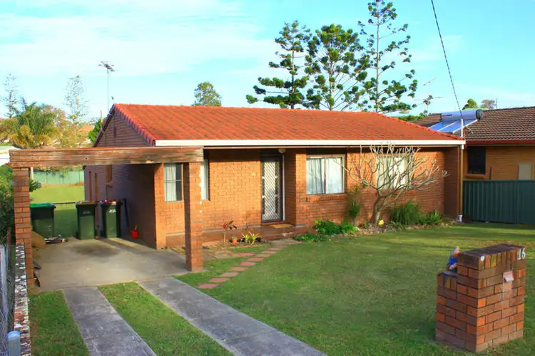 16 Lourdes Avenue, Urunga NSW 2455
