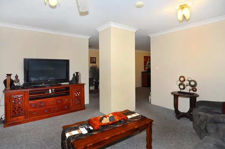 Sixth view of Homely house listing, 5 Hamilton Court, Australind WA 6233
