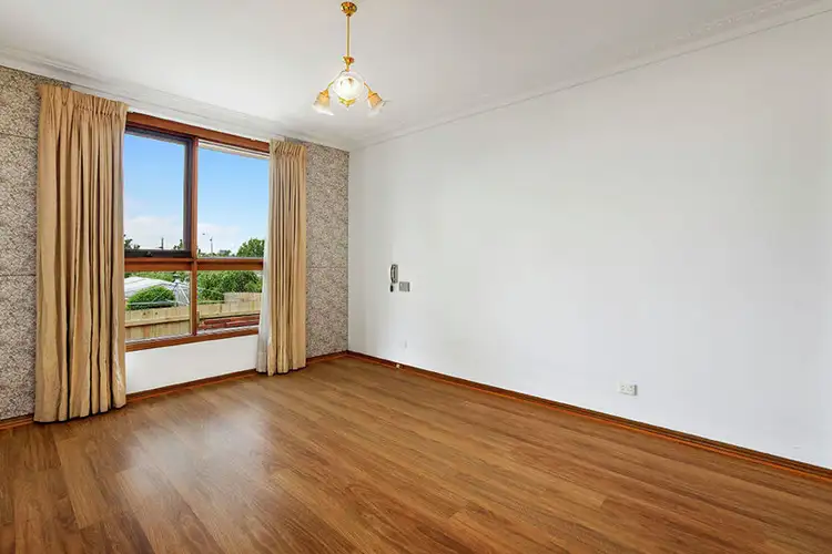 Sixth view of Homely house listing, 16 Outlook Rise, Bundoora VIC 3083