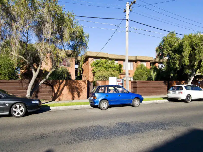 Main view of Homely apartment listing, 12/6 Moore st, Coburg VIC 3058