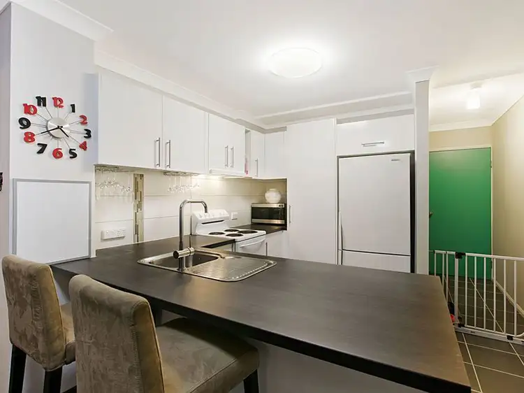 5/41 Glenora Street, Wynnum QLD 4178
