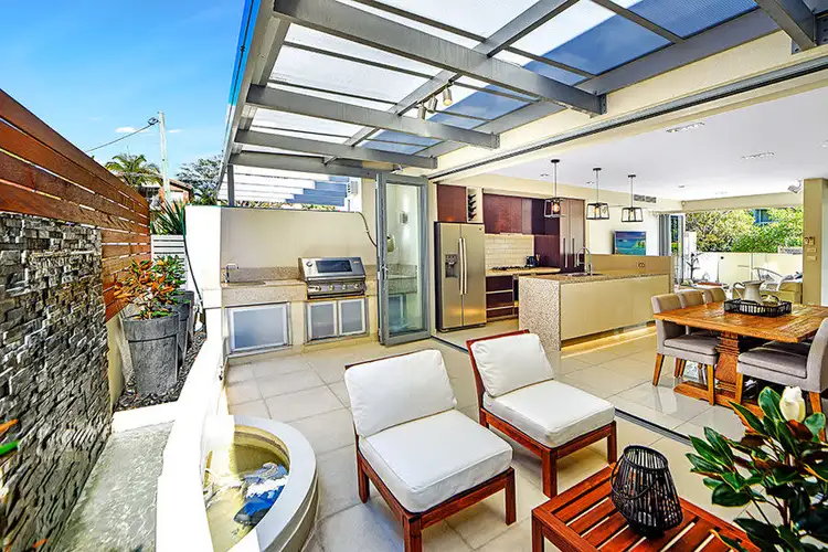 Sixth view of Homely villa listing, 4/13 Second Avenue, Broadbeach QLD 4218