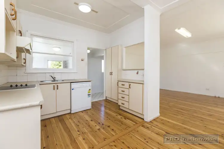Second view of Homely house listing, 10 Lindley Street, Edgeworth NSW 2285