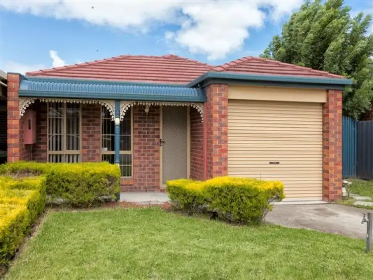 21 The Glade, Hampton Park VIC 3976