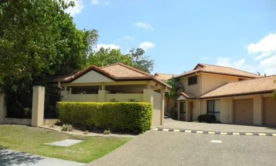 6/39 Pine Valley Drive, Robina QLD 4226
