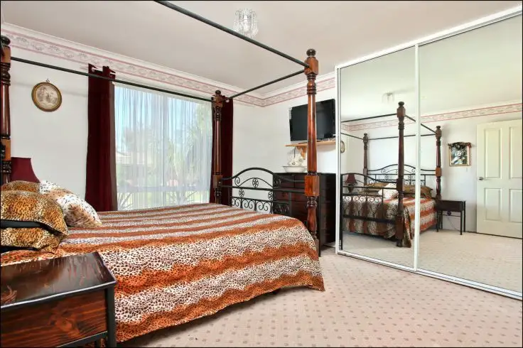 Fifth view of Homely house listing, 2 Geewan Place, Claremont Meadows NSW 2747