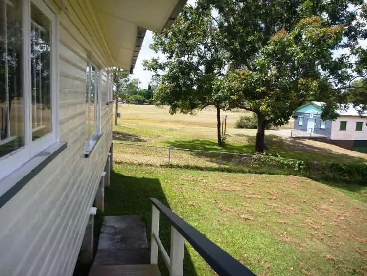 Sixth view of Homely house listing, 5 Abbeville St, Upper Mount Gravatt QLD 4122