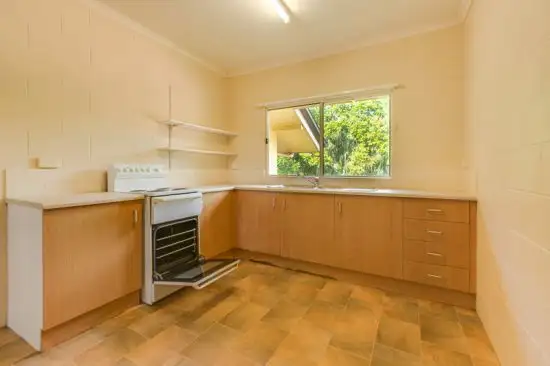 Fourth view of Homely unit listing, 5/13-17 Oyster Court, Trinity Beach QLD 4879
