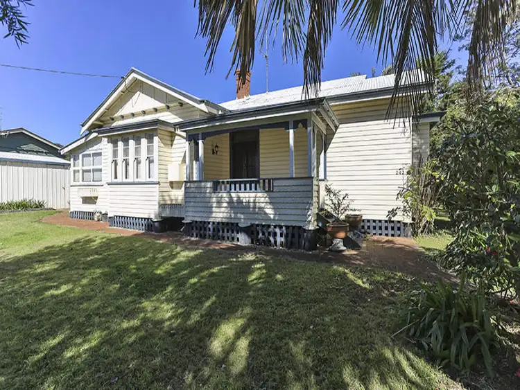 242 Hume Street, South Toowoomba QLD 4350