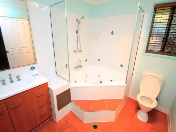 Seventh view of Homely house listing, 5 Beardmore Place, Clinton QLD 4680