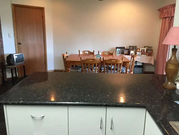 Fifth view of Homely house listing, 11 Lemana Court, Mount Gambier SA 5290