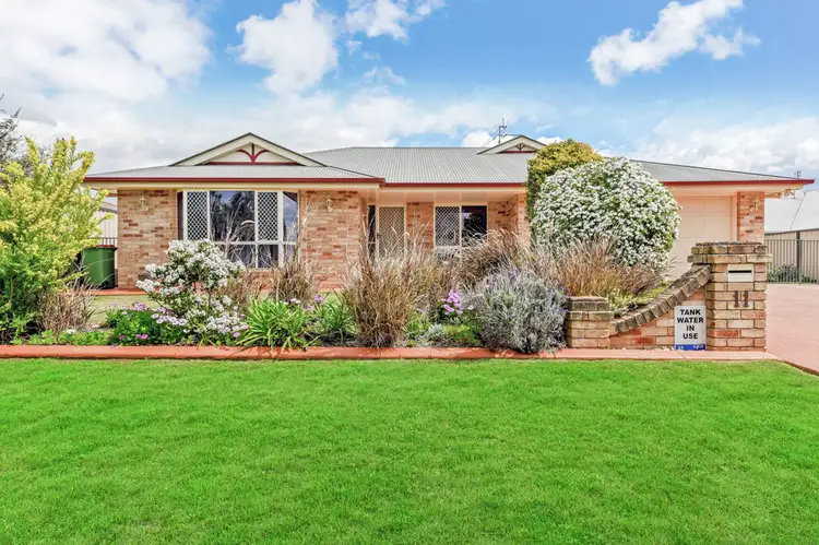 11 Dunbar Court, Highfields QLD 4352