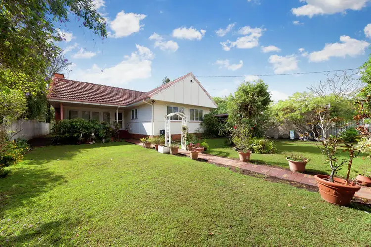128 Lynne Grove Avenue, Corinda QLD 4075