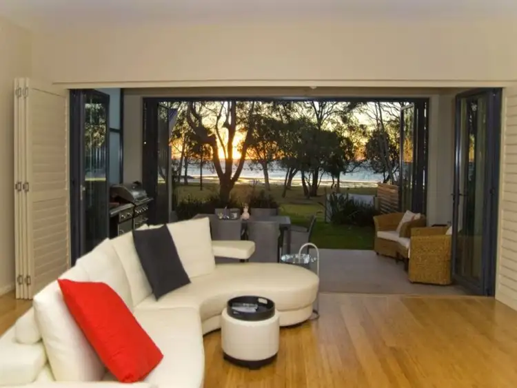 Main view of Homely semi-detached listing, 1/28-30 Cromarty Road, Soldiers Point NSW 2317