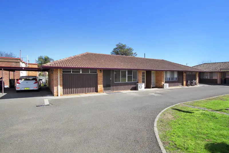 Main view of Homely unit listing, Unit 5 / 9-13 Diane Street, Tamworth NSW 2340