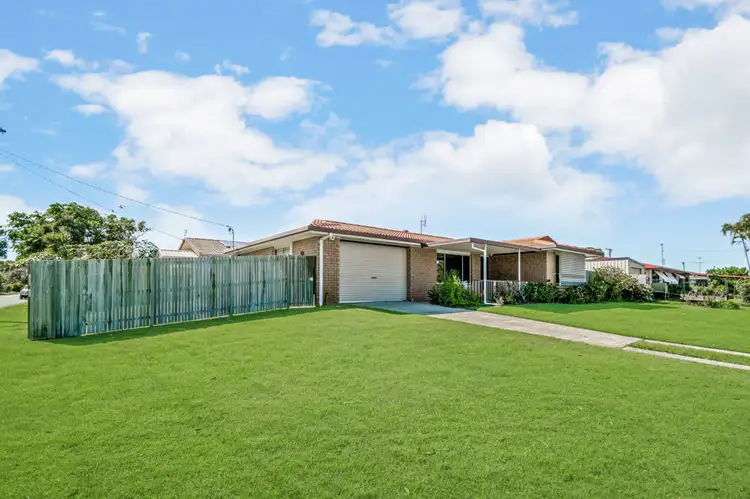 18 Langura Street, Warana QLD 4575