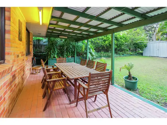 131 Harold Street, Holland Park QLD 4121