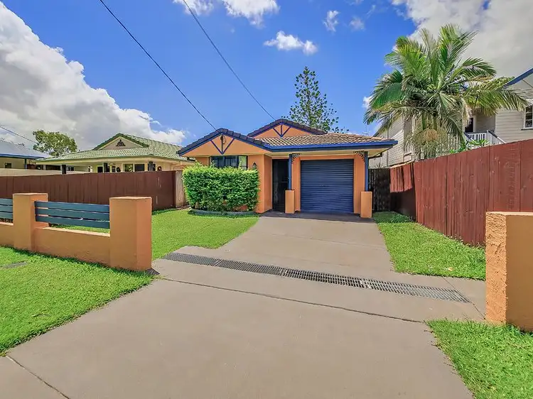 Main view of Homely house listing, 10 Gum Street, Wynnum QLD 4178