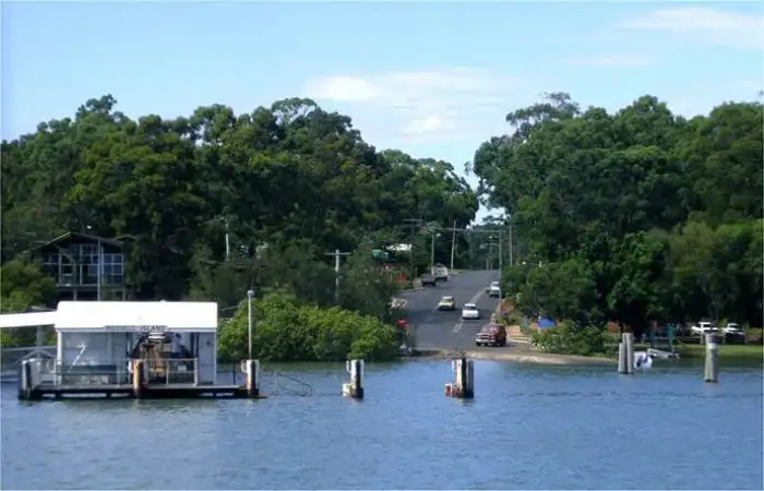 10 Web Street, Russell Island QLD 4184