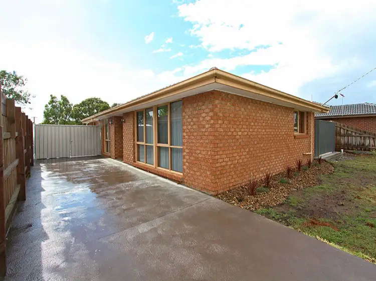 12 Taddor Drive, Cranbourne VIC 3977