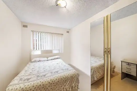 Sixth view of Homely unit listing, 2/11 Lynn Avenue, Point Frederick NSW 2250