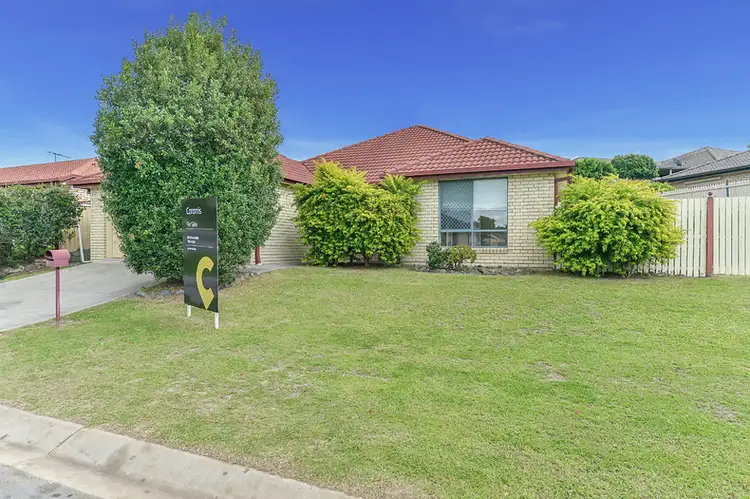 Main view of Homely house listing, 10 Lindsay Street, Hemmant QLD 4174