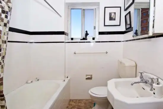 Fourth view of Homely apartment listing, 13/4 Ward Ave, Elizabeth Bay NSW 2011